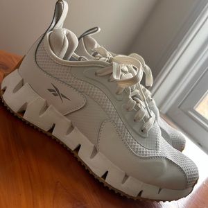 Chunky Reebox Sneakers